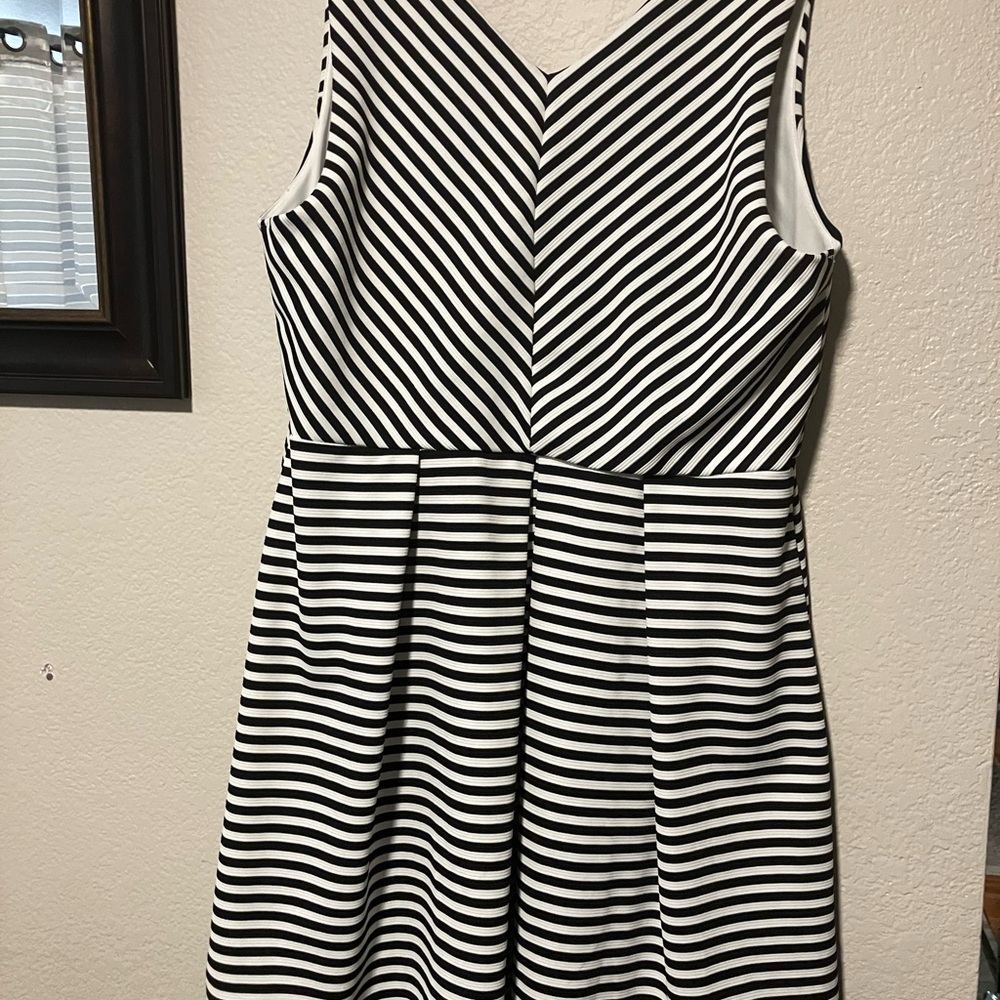 Black and White Striped Plus Size Dress Sz 2x
